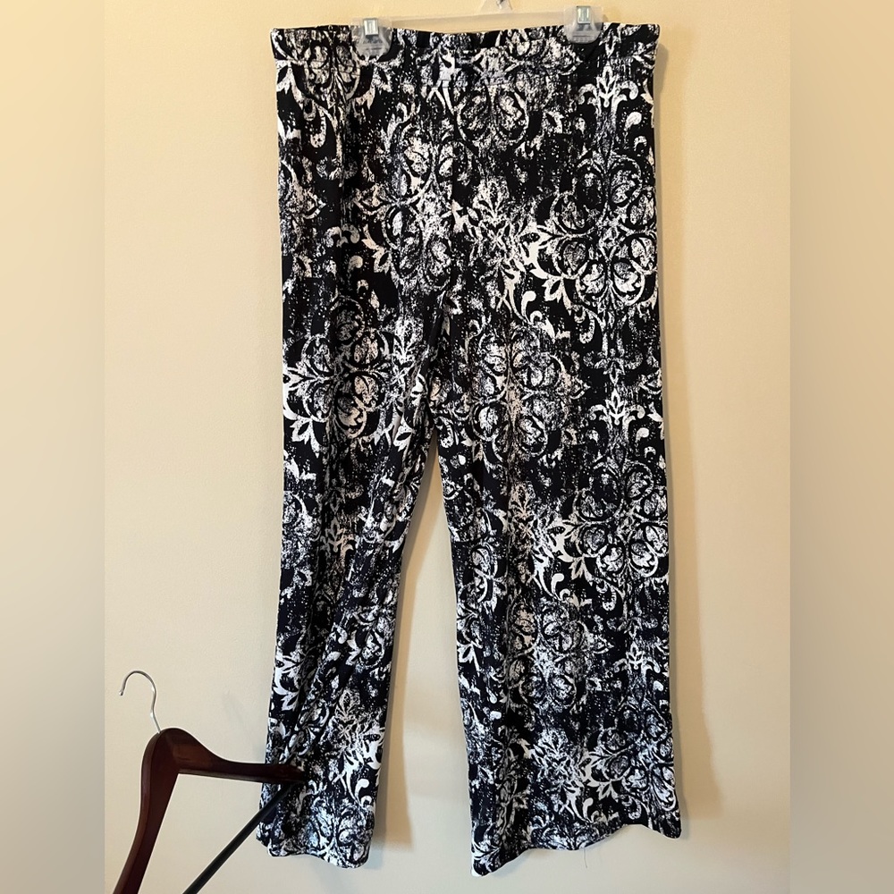 Fig & Flower wide leg pants Women’s Medium